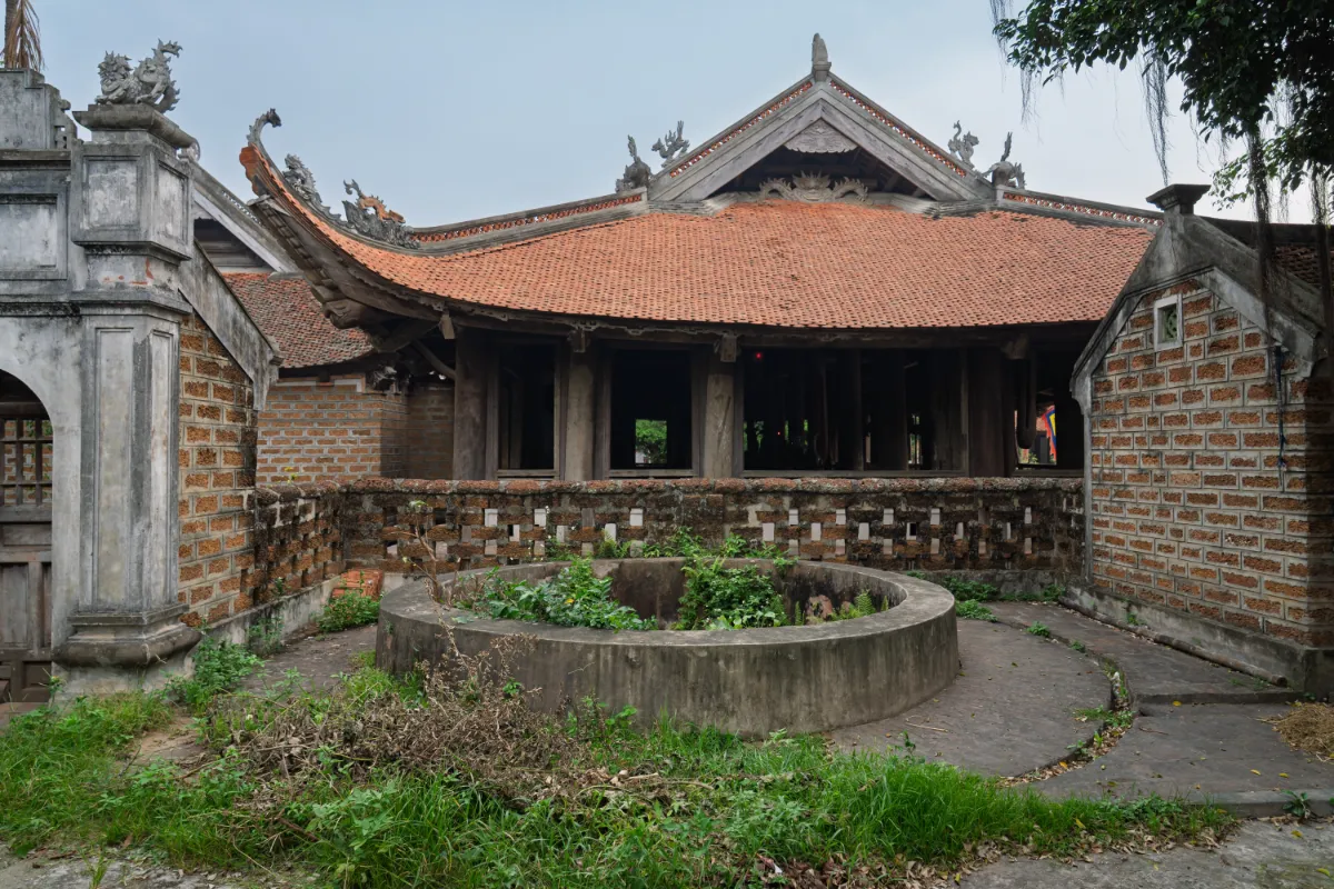 Duong Lam Ancient Village
