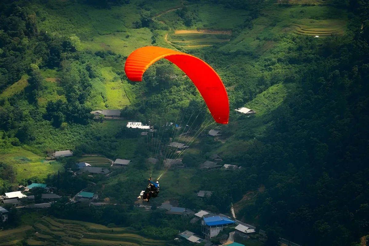 Paragliding in Sapa