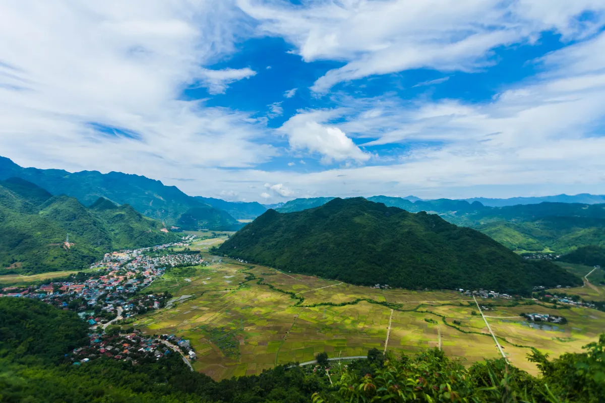 Mai Chau (Hoa Binh)